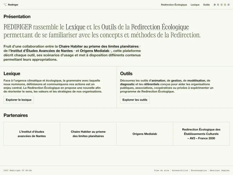 Screenshot of the Rediriger homepage in the light version of the "Th&egrave;me f&ocirc;ret" colour scheme, using soft beige and green colors